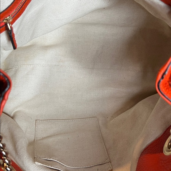 🍊 YOU ARE LOOKING AT A TOTAL UNICORN 🦄 Gucci Soho Working Tote in Rare Fire 🔥 🍊 - Picture 4 of 6